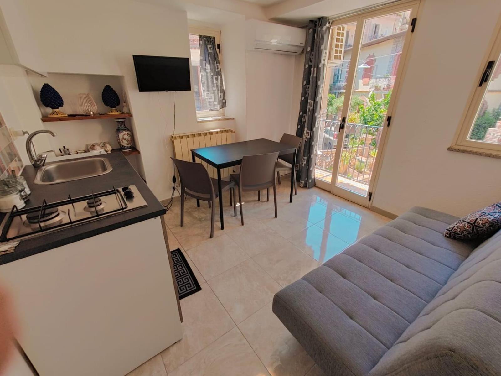 شقة Tao House تاورمينا المظهر الخارجي الصورة